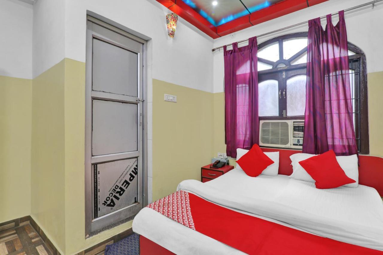 Oyo 82407 K Shree Guest House Varanasi Eksteriør bilde