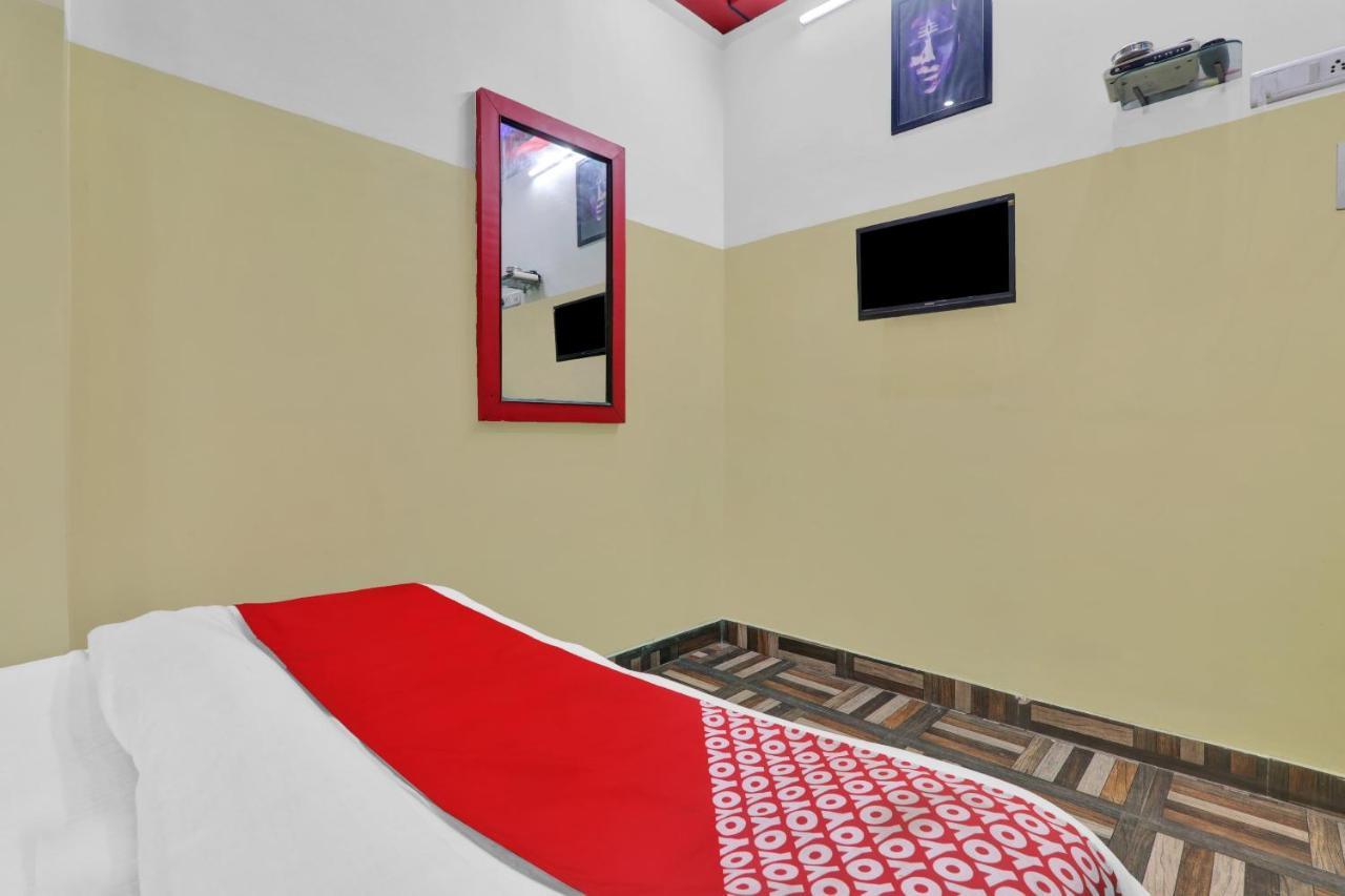Oyo 82407 K Shree Guest House Varanasi Eksteriør bilde